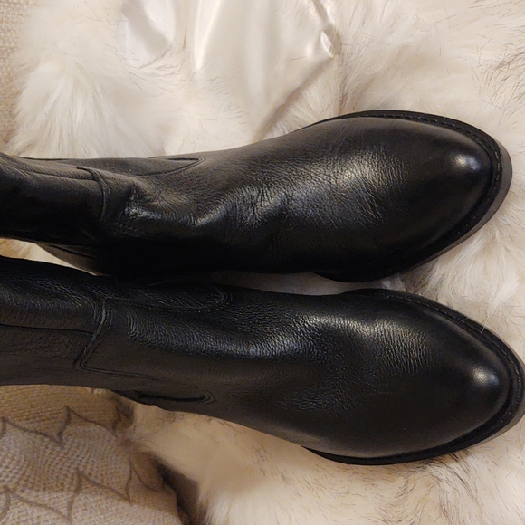 Calvin Klein leather knee boots - Picture 7 of 12